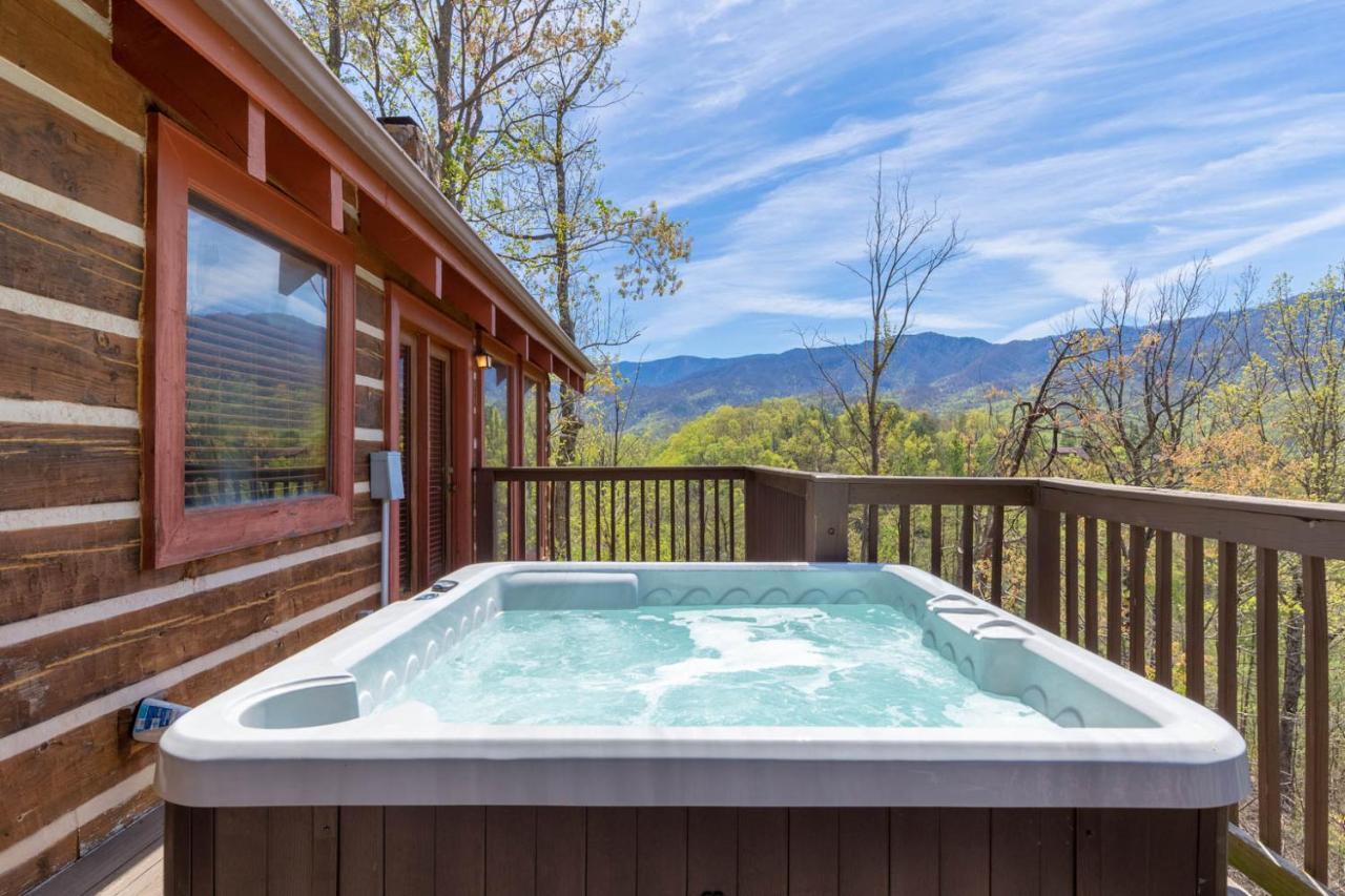 Bearly Heaven Villa Gatlinburg Exterior photo