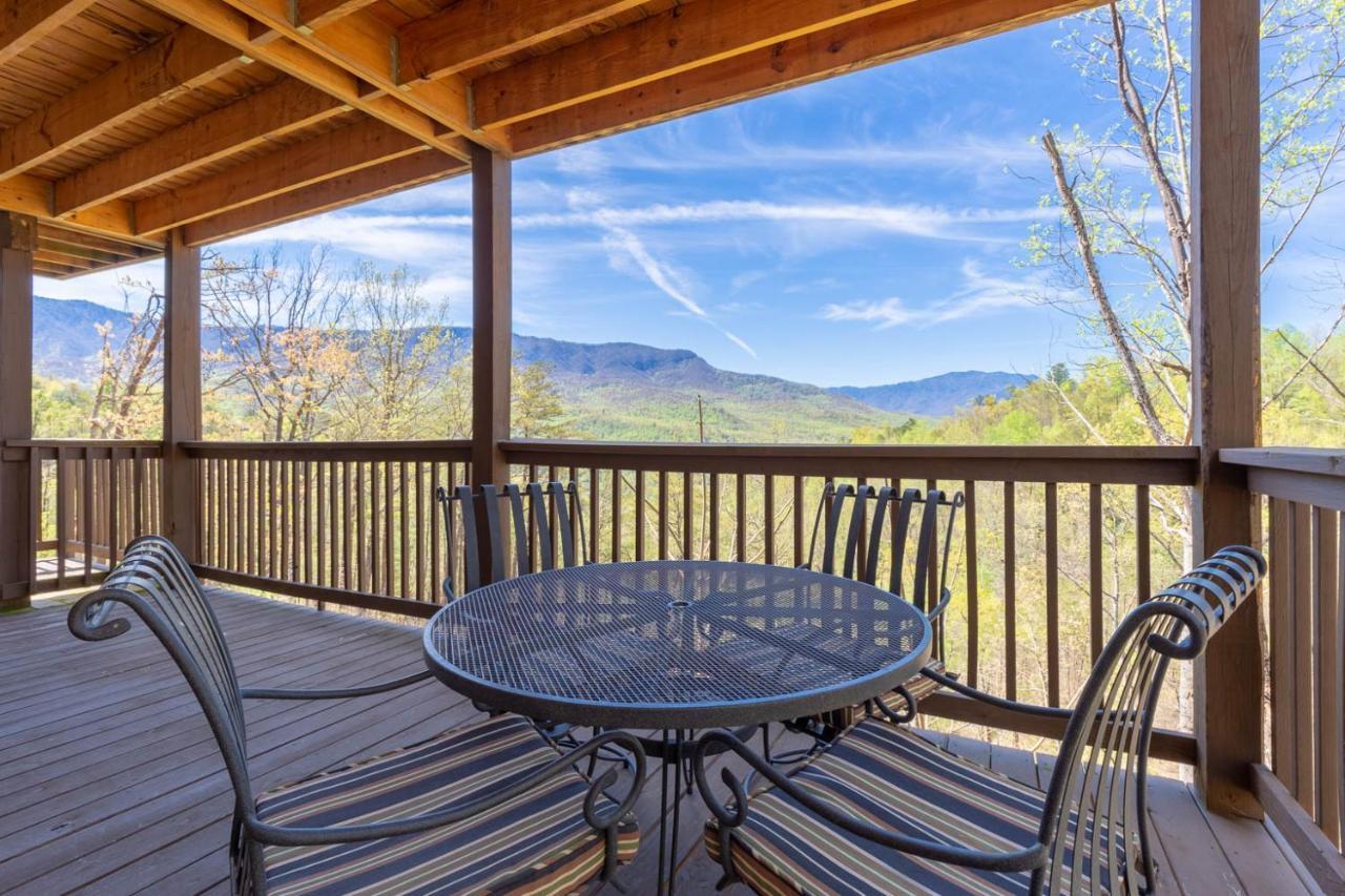 Bearly Heaven Villa Gatlinburg Exterior photo